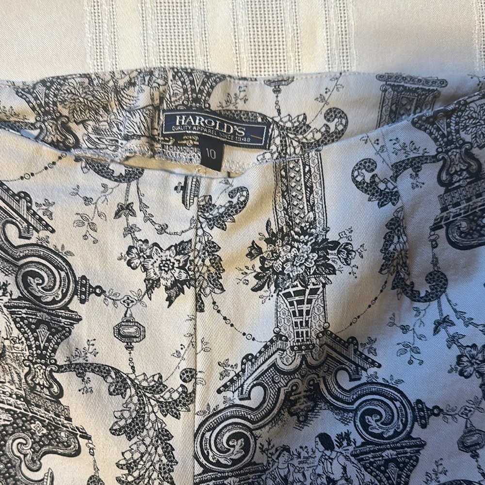 Harold's Monochrome Baroque Print Pants - Picture 2 of 8
